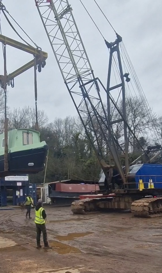 london boat delivery boatyard delivery